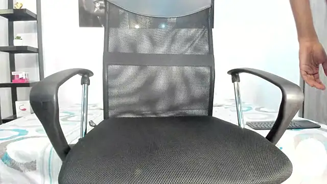 Snapshot of milo_cruz_ chatting on March 2026 05:09:01 AM milo cruz online show from March 2026 05:09:01 AM
