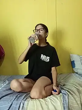 Lilijms97  online show from June 2026 01:48:01 AM