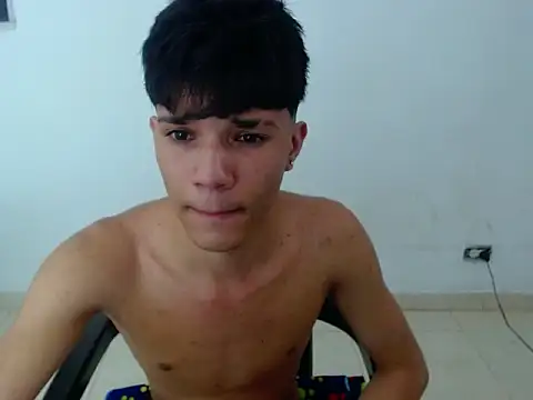 Snapshot of twink_straight_ chatting on February 2026 08:54:02 AM twink straight online show from February 2026 08:54:02 AM