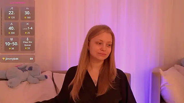 MollyHilton online show from March 2026 06:13:02 PM