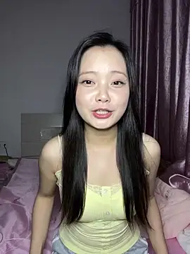 BIGBABYYEYE online show from June 2026 02:06:02 PM