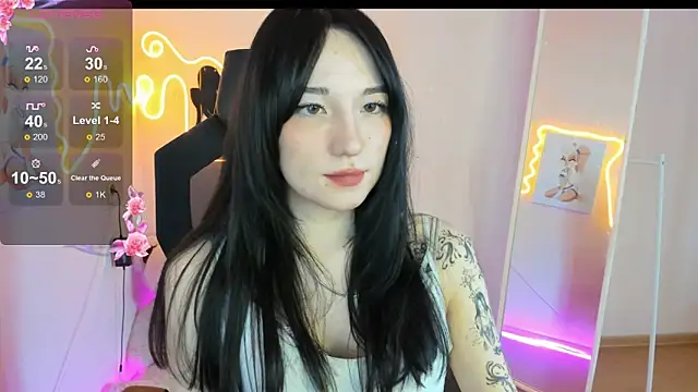 AliceeinWonderlanddd online show from March 2026 10:04:02 AM