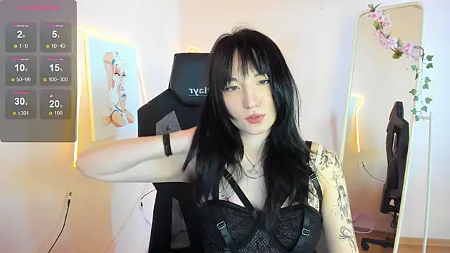 AliceeinWonderlanddd online show from May 2026 02:22:02 AM