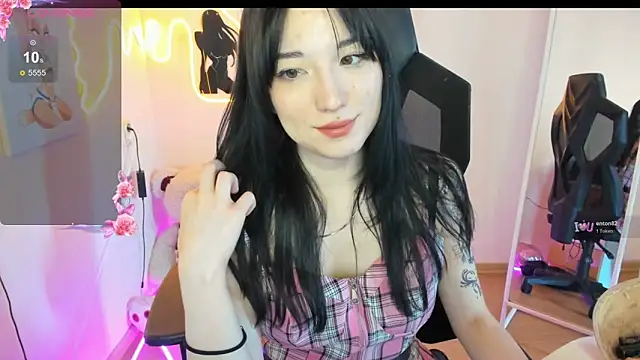 AliceeinWonderlanddd online show from March 2026 05:10:02 AM