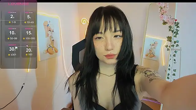 AliceeinWonderlanddd online show from May 2026 02:17:02 AM