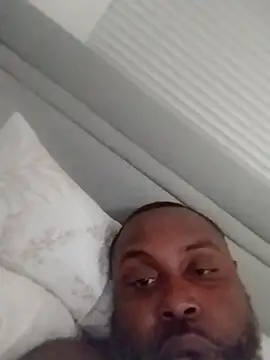 Snapshot of Droski21 chatting on February 2026 07:30:01 AM Droski21 online show from February 2026 07:30:01 AM