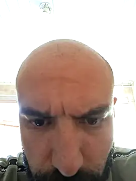 Robsonitj90 online show from May 2026 06:04:01 PM