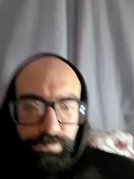 Robsonitj90 online show from May 2026 07:43:01 PM