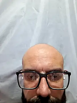 Robsonitj90 online show from May 2026 09:12:02 PM