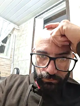 Robsonitj90 online show from June 2026 10:47:01 PM