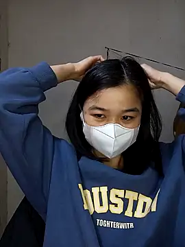 Daisy-lusia2026 online show from March 2026 11:10:02 PM