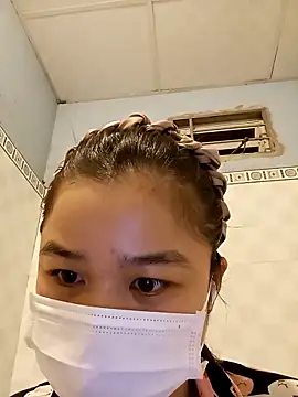 Daisy-lusia2026 online show from March 2026 10:28:02 PM