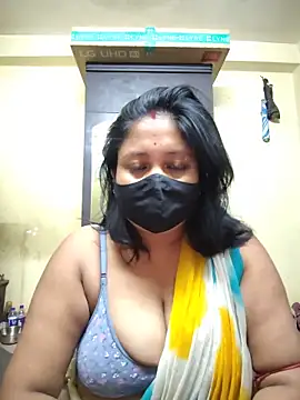 Curvy Trisha online show from May 2026 03:07:02 PM