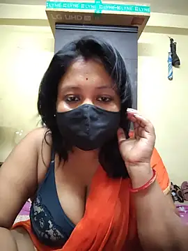 Curvy Trisha online show from June 2026 07:47:01 PM