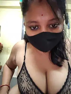 Curvy Trisha online show from June 2026 05:10:02 PM