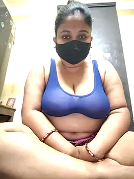 Curvy Trisha online show from March 2026 07:29:01 PM