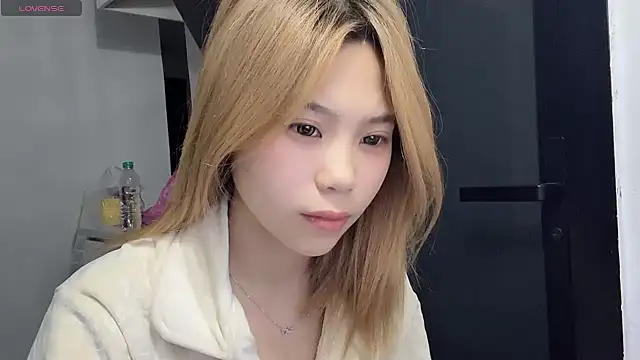 F-Qing online show from March 2026 01:47:01 PM