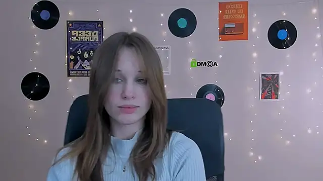 eira mouse online show from February 2026 12:25:02 PM