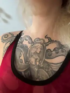 Snapshot of BlondeDoll_ chatting on February 2026 05:16:02 AM BlondeDoll online show from February 2026 05:16:02 AM