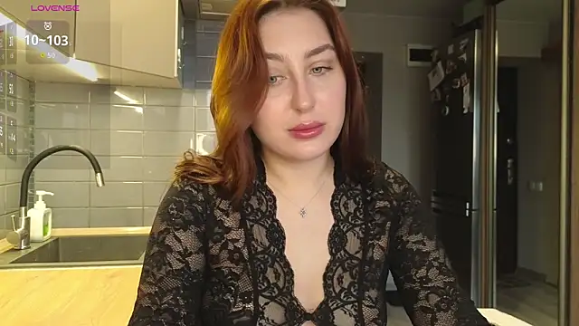 Snapshot of EvangelinFox chatting on February 2026 11:10:01 AM EvangelinFox online show from February 2026 11:10:01 AM