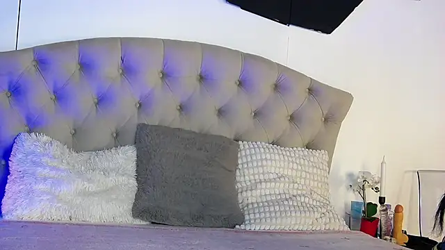 Snapshot of ChloeeDavis chatting on March 2026 07:32:02 PM ChloeeDavis online show from March 2026 07:32:02 PM