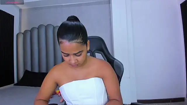 Shirleytaylor- online show from May 2026 11:35:01 AM
