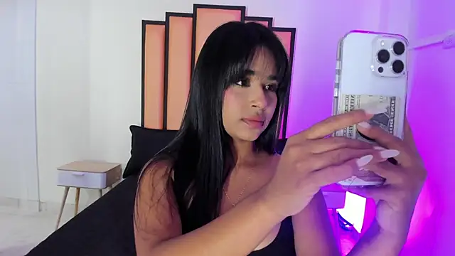 Shirleytaylor- online show from May 2026 12:13:02 PM