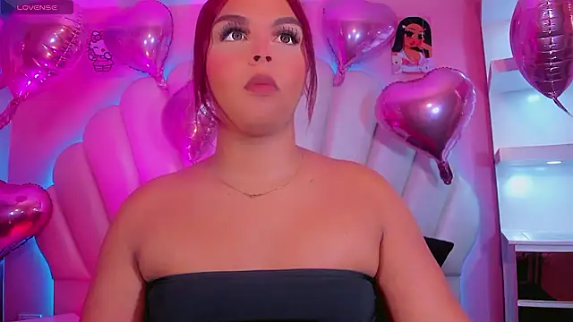 Maia Hotts online show from February 2026 11:43:02 AM