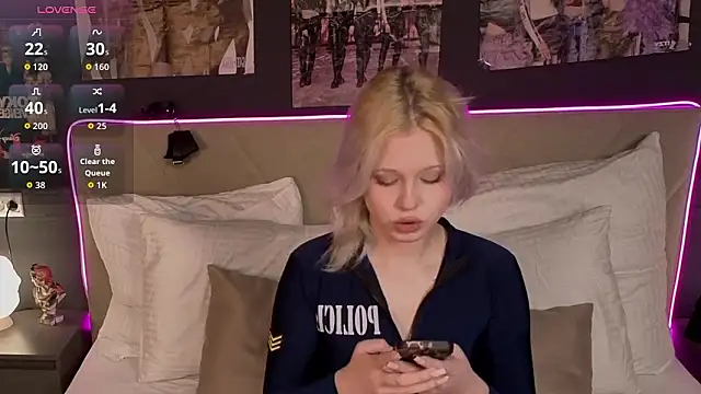 MollySoftGlow online show from March 2026 08:29:01 AM