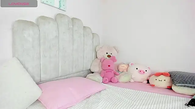 paula cosioo online show from April 2026 03:04:02 PM