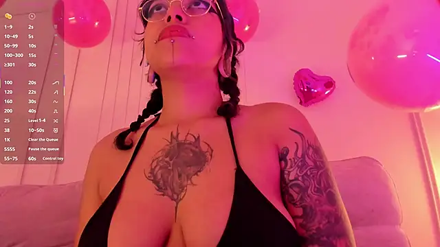 Amyy Carter online show from May 2026 12:01:02 PM