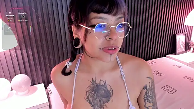 Amyy Carter online show from February 2026 12:07:01 PM