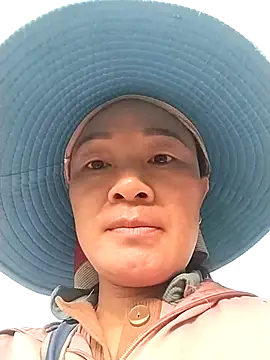 Neoone 1 online show from April 2026 12:34:01 AM