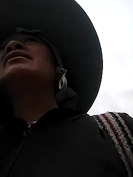 Neoone 1 online show from April 2026 11:29:02 PM