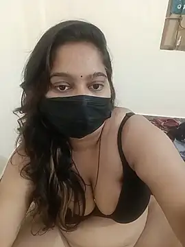 Aliya Hott online show from July 2026 01:21:02 PM