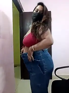 Aliya Hott online show from April 2026 05:31:02 AM