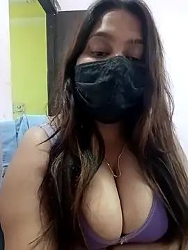 Aliya Hott online show from April 2026 04:10:01 PM