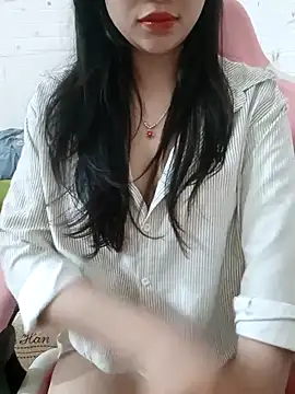 Snapshot of Moe-moex chatting on April 2026 03:30:01 PM Moe-moex online show from April 2026 03:30:01 PM