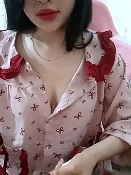 Snapshot of Moe-moex chatting on March 2026 10:29:01 AM Moe-moex online show from March 2026 10:29:01 AM