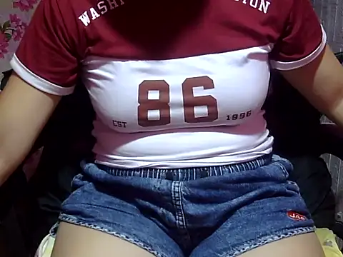 Snapshot of Sophia_Kate_69 chatting on April 2026 04:35:02 PM Sophia Kate 69 online show from April 2026 04:35:02 PM