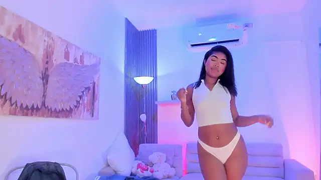 TAHIELA  online show from February 2026 10:28:01 AM