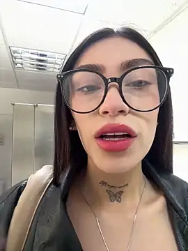 Bonny Eva online show from June 2026 05:40:02 PM