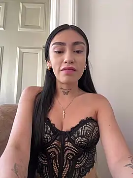 Bonny Eva online show from April 2026 07:07:02 PM
