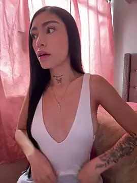 Bonny Eva online show from April 2026 04:44:02 PM