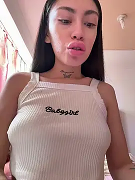 Bonny Eva online show from April 2026 06:14:02 PM