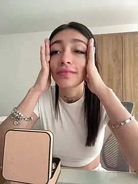 Bonny Eva online show from June 2026 02:55:02 PM