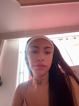 Bonny Eva online show from May 2026 04:26:02 PM