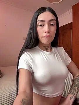 Bonny Eva online show from April 2026 06:06:01 PM