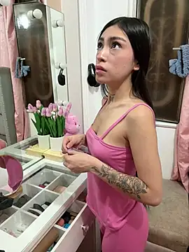 Bonny Eva online show from May 2026 04:18:01 AM