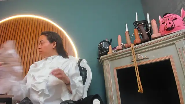 Snapshot of barbara_leython chatting on February 2026 12:49:01 PM barbara leython online show from February 2026 12:49:01 PM